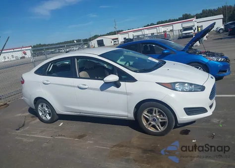 2019 Ford Fiesta Se z USA, uszkodzony, nr VIN 3FADP4BJ9KM164606